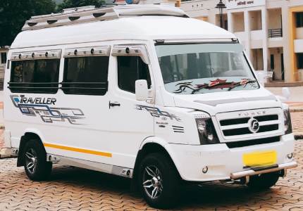 12 Seater Tempo Traveller Rental